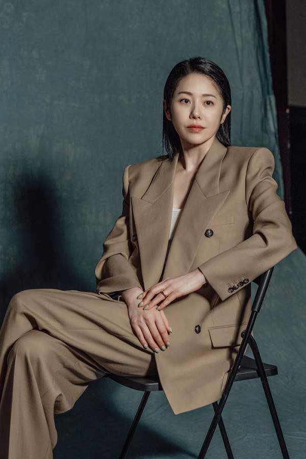 배우 <b>고현정</b>, 건강 악화로 ‘<b>나미브</b>’ <b>제작 발표회</b> 불참… 팬들... 