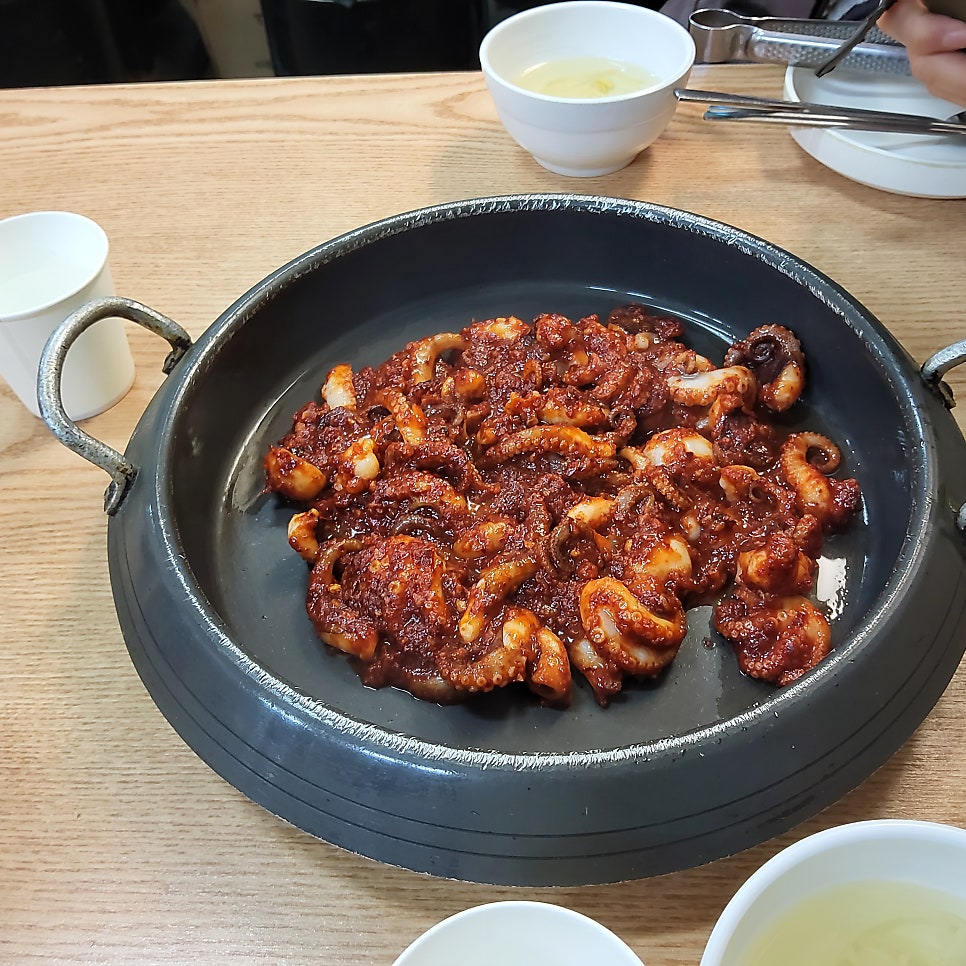 동인동 압구정현대점 사진 4