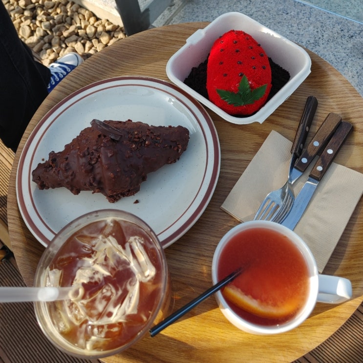  영종도 바다앞테라스 카페 인천 감성 대형 카페 오션뷰 서울 근교 주차 가능