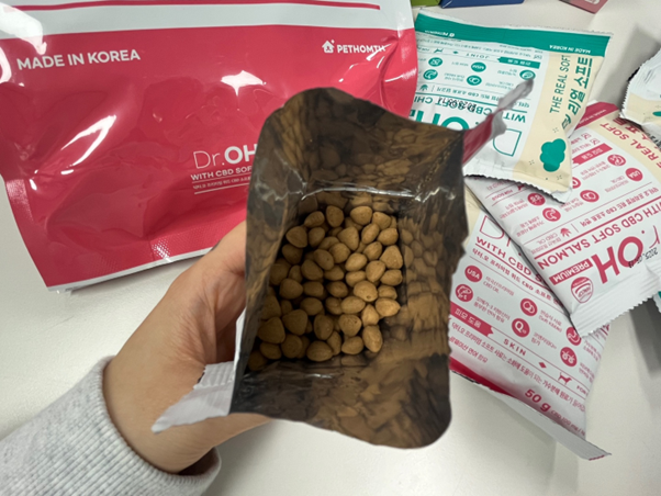  강아지 피부 사료 가려움증 극복해준 후기