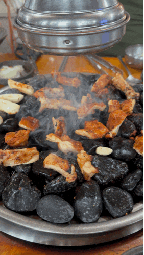  강원도 춘천 맛집 참나무 숯불 닭갈비 마늘 양념