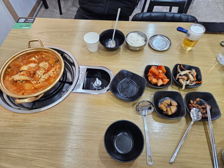  안녕하세요 체크줄눈입니다~~ 오늘은 경산 백천동 숨은 동네 맛집 찌개왕저팔계 다녀왔어요~