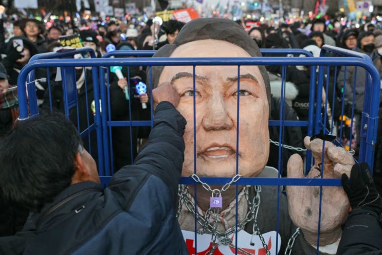 좌파와 우파는 같은 편, 탄핵소추안 투표결과의 비밀 좌파와 우파는 같은 편, 탄핵소추안 투표결과의 비밀