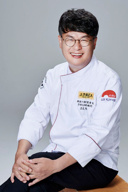 '<b>흑백요리사</b>' <b>광탈</b> 여경례 "방송 아직 안 봐..중화권 반응 난리 나"