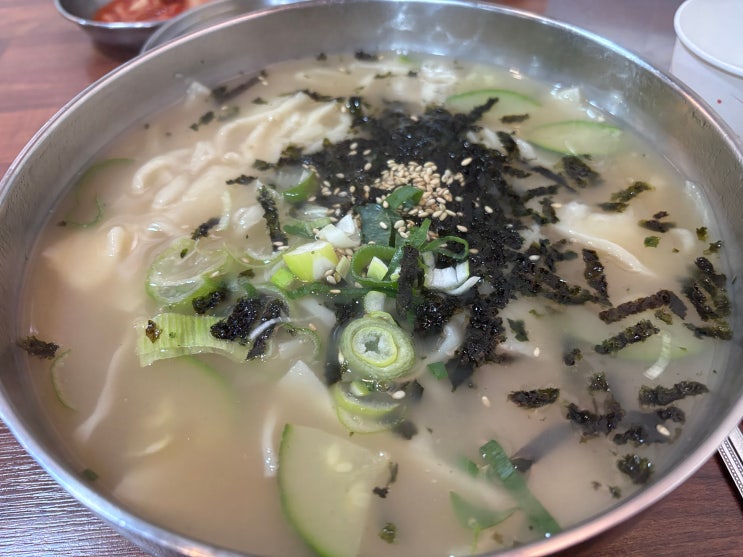  온양온천역 칼국수 맛집 홍두깨칼국수 내돈내산 후기
