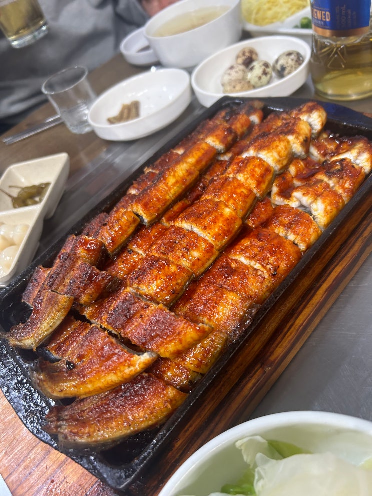  청량리시장에 위치한 몸보신 건강 맛집<성문민물장어>(장어정식)