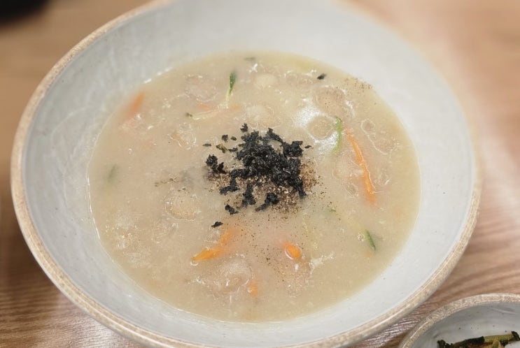 동탄 감자옹심이 맛집, 정성이 담긴 감자꽃에서 따뜻한 한 끼 동탄 감자옹심이 맛집, 정성이 담긴 감자꽃에서 따뜻한 한 끼