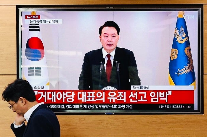 검찰, <b>윤석열</b> 대통령 <b>2차 소환</b> 통보 21일까지 출석 요구
