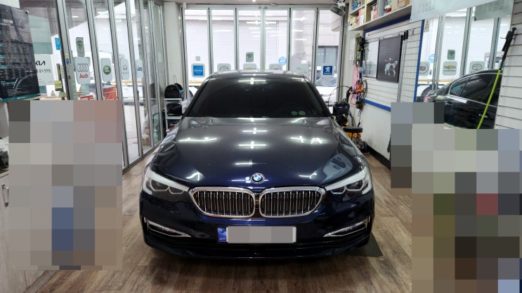  bmw g30 순정 모니터 이용 3d어라운드뷰 장착 아이나비QXD1 PLUS 샐뱅크 보조 배터리 장착
