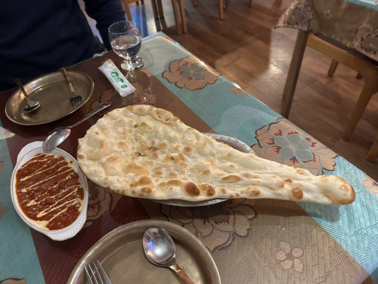  대학로 가성비인도커리맛집 만원의 행복 '니로사레스토랑'