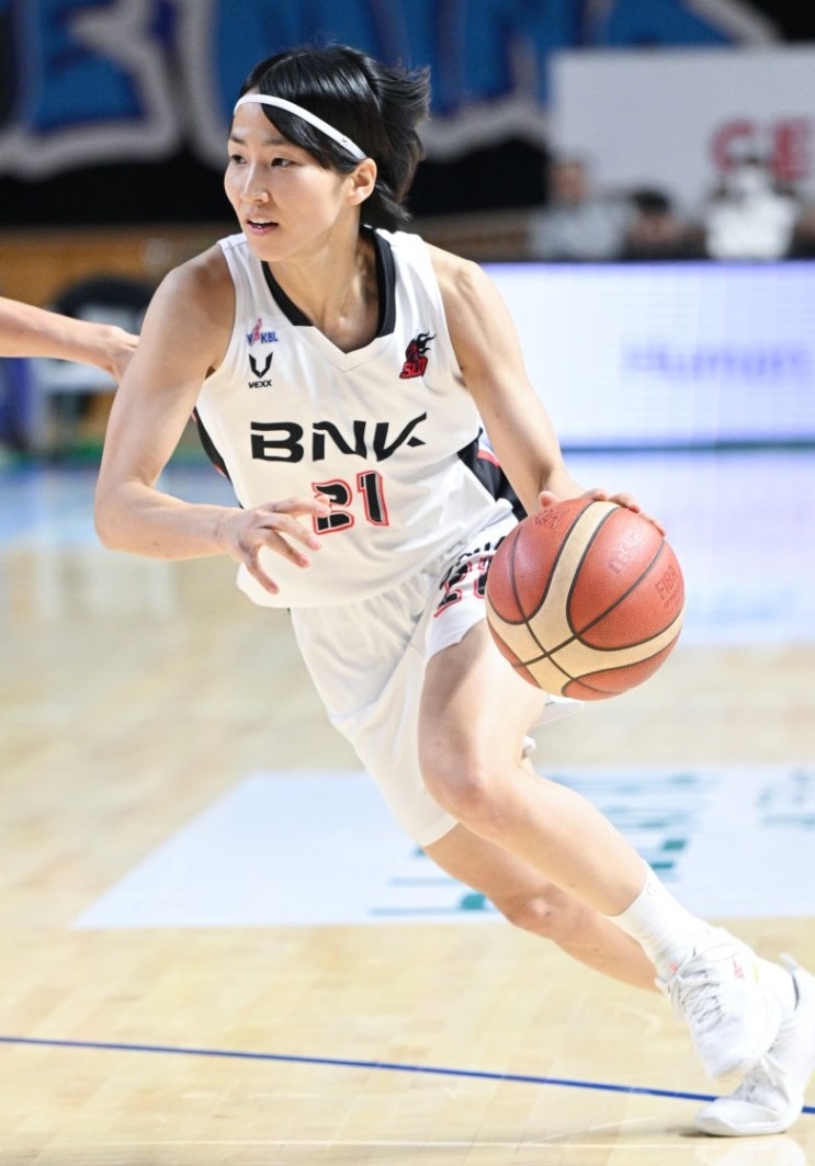 2024<b>하나은행</b> 한국<b>여자</b> 프로<b>농구</b> WKBL BNK썸 아시아쿼터... 