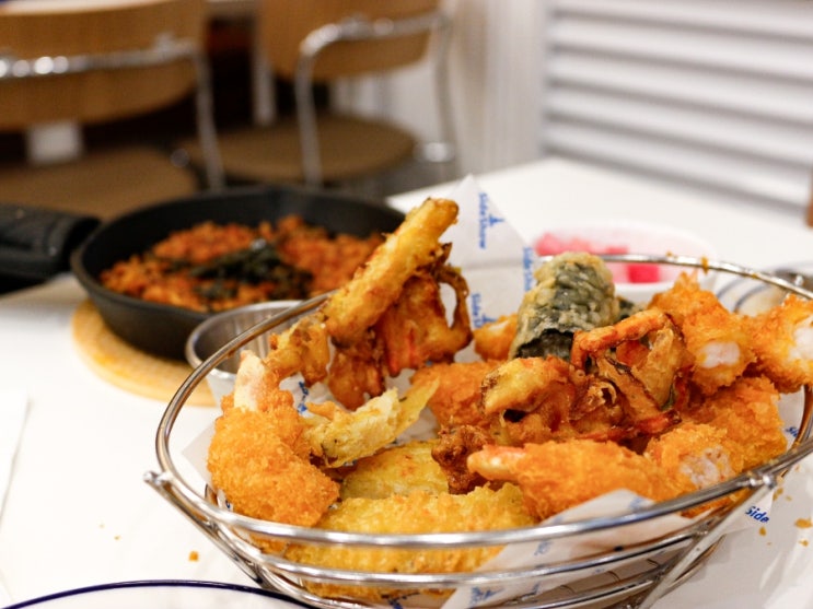  인스파이어 내부 맛집 사이드쇼 가성비 분식 (feat. 모듬튀김 주문필수)