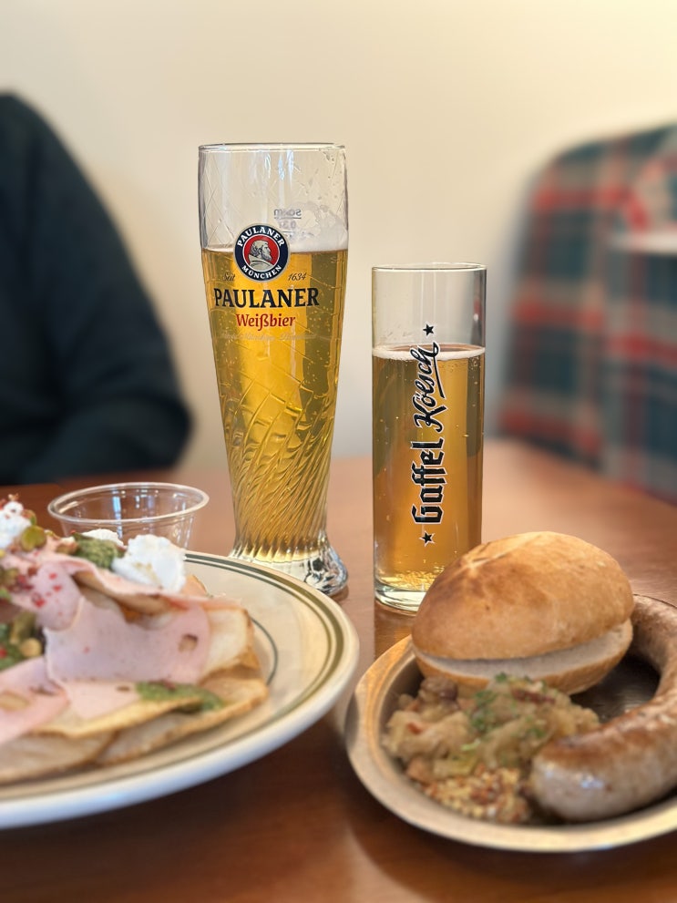  [샤로수길 맛집] 독일 감성 가득! 서울대입구역 베를리너 부어스트