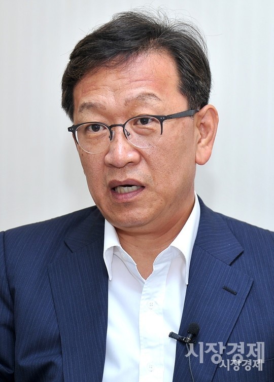 <b>윤석열</b> <b>변호사</b> <b>석동현</b>누구 신상공개??