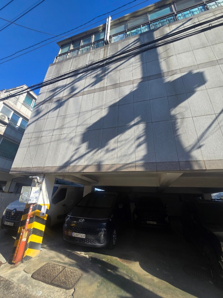  수원시 팔달구 팔달로(행궁로) 다세대 구옥빌라 도기설치 작업 입니다.