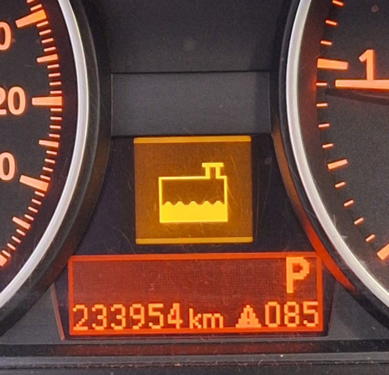 [BMW E82 120d_35] 부동액 (냉각수) 경고등 해결방법, BMW 냉각수 보충