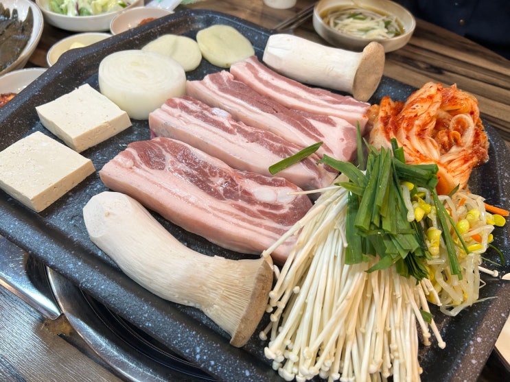  부천고기집 추천맛집 부천역 삼겹살맛집 한돈생돼지두루치기
