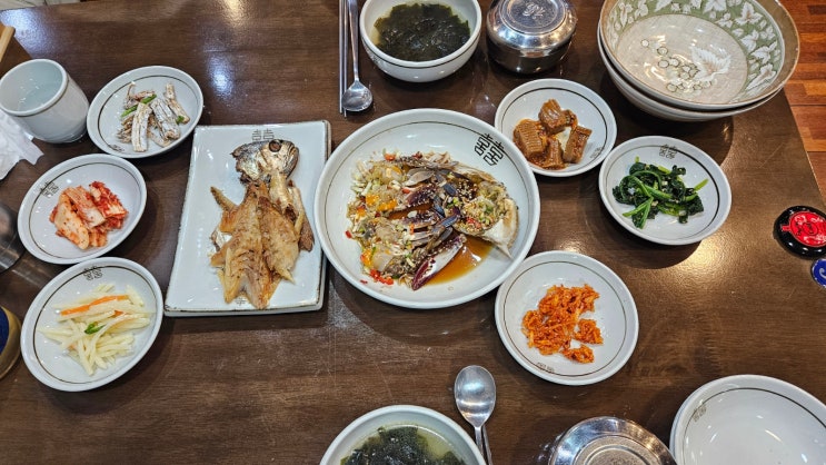  안산시청 맛집 보리굴비와 간장게장 정식 , 안산 빛고을