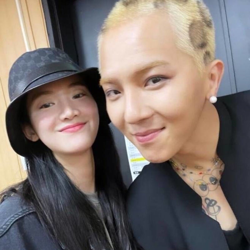 송민호❤️박주현 열애설 2년째 비밀연애중? 여친룩 엿보기