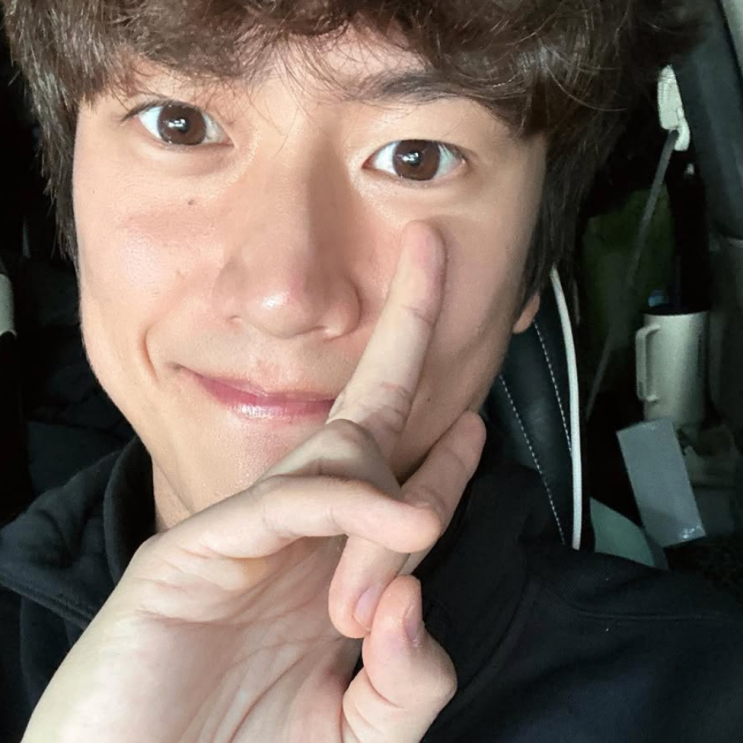 <b>나인우 군 면제</b> 받은 이유 (feat. 럭키인우)