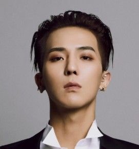 그룹 위너 송민호, 부실복무 의혹에 휘말려