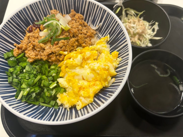  고려대 학생들이 즐겨찾는 안암동 혼밥 맛집 <오바케돈부리> (신메뉴 소보로동)