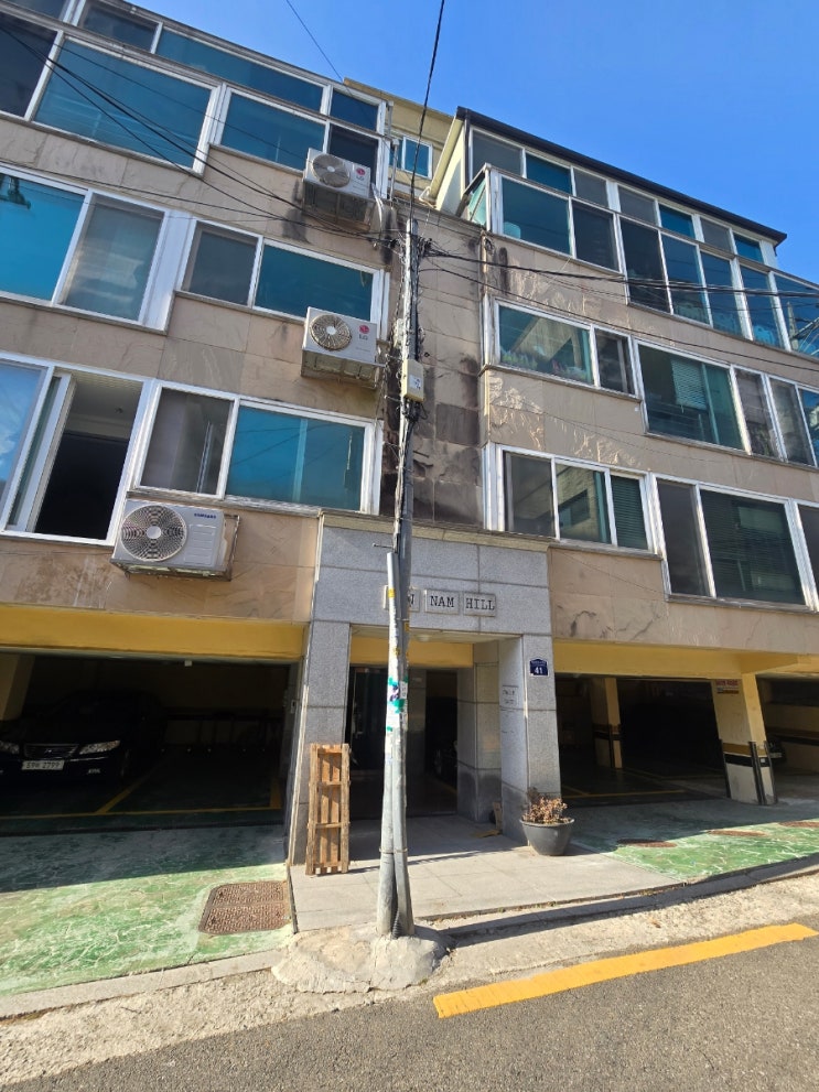  서울시 용산구 한남동(한남대로) 한남힐 B동 욕실 변기설치 및 매립샤워 설치 작업 입니다.
