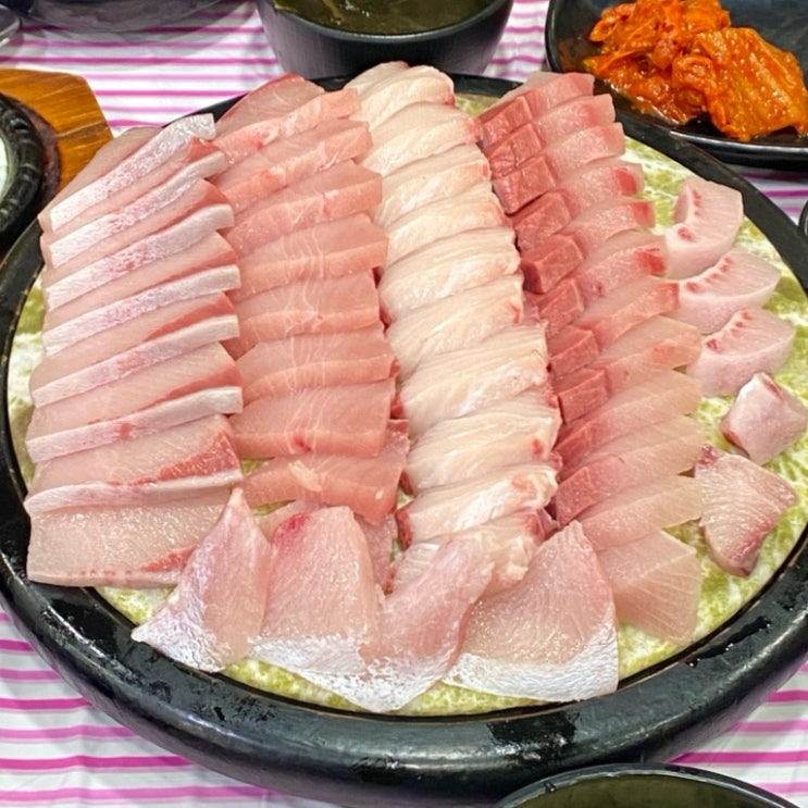  망원동 겨울에 꼭 먹어야되는 제철음식 대방어맛집, 우리바다수산 (평일 웨이팅)