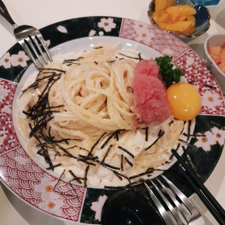  대학로 맛집 추천! 혜화 맛집 돈까스 파스타 가벼운 낮술 메종아카이