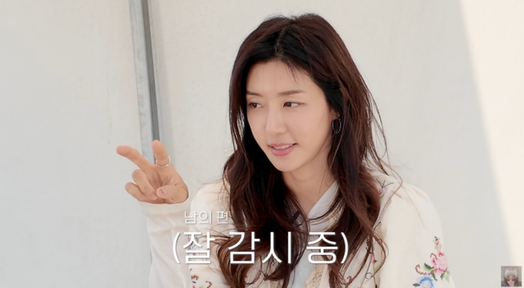 새출발 시작 <b>박한별</b> 버닝썬 남편 유인석 논란 딛고 활동 복귀... 