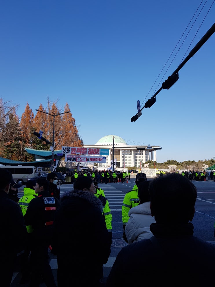 <b>윤대통령 탄핵</b>반대<b>집회</b> 참여 후기 (여의도 국회의사당, <b>광화문</b>... 