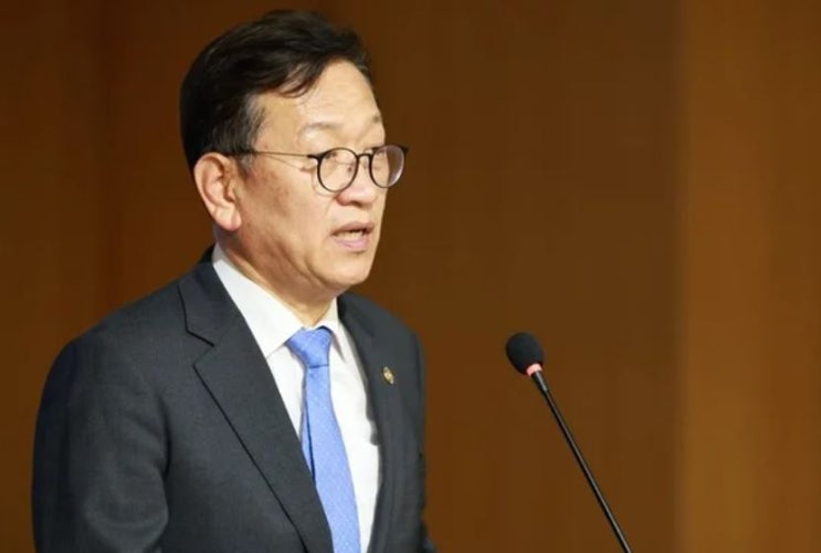 윤 대통령 측 '내란죄 동의 안해', <b>석동현 변호사</b> 추가<b>입장</b> 발표