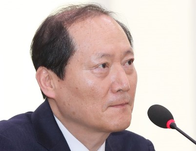 <b>계엄</b> 다음날..삼청동... 말고 더 있다.. 최소 15명..  - <b>장경태</b> 의원