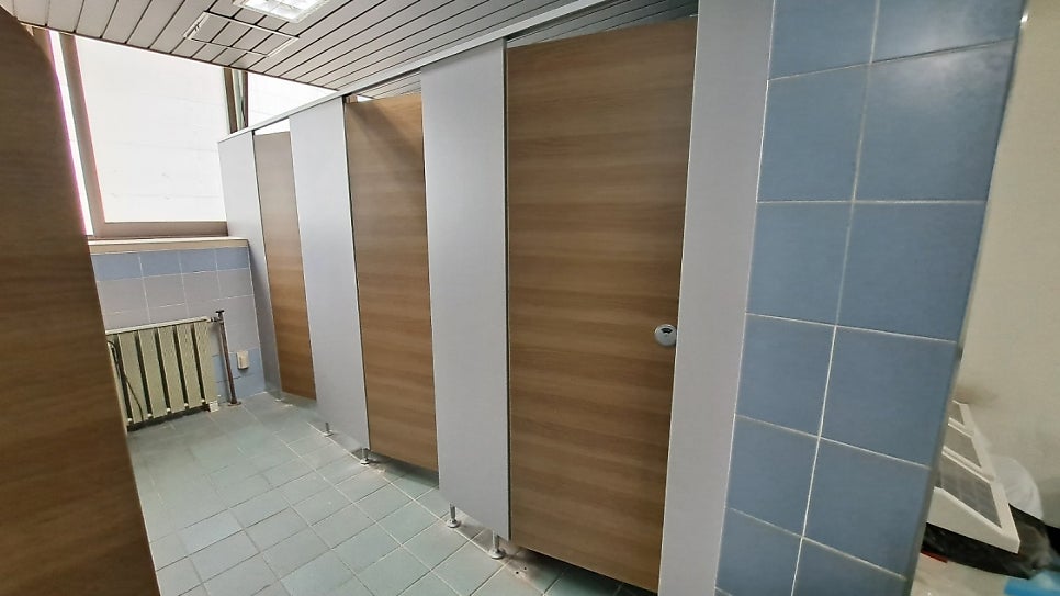 화장실 칸막이 교체 인천공항에너지 본관동 발전동 수처리동 정비동 시공