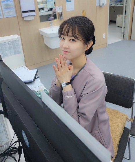 조명가게 <b>김희원</b> 4년 전 <b>박보영</b>과의 뜬금 <b>열애설</b>로 전화 80통... 