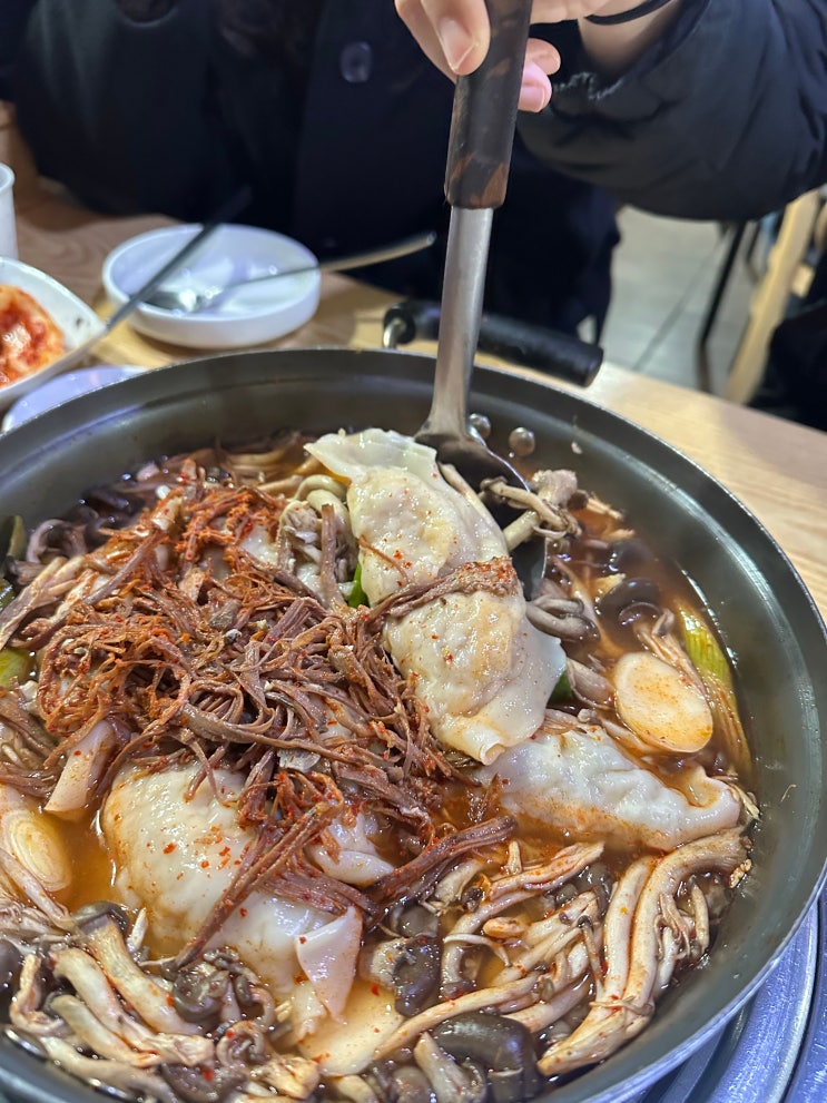 [역삼]서울집 / 만두전골, 만둣국이 맛있는 이북식 손만두 맛집