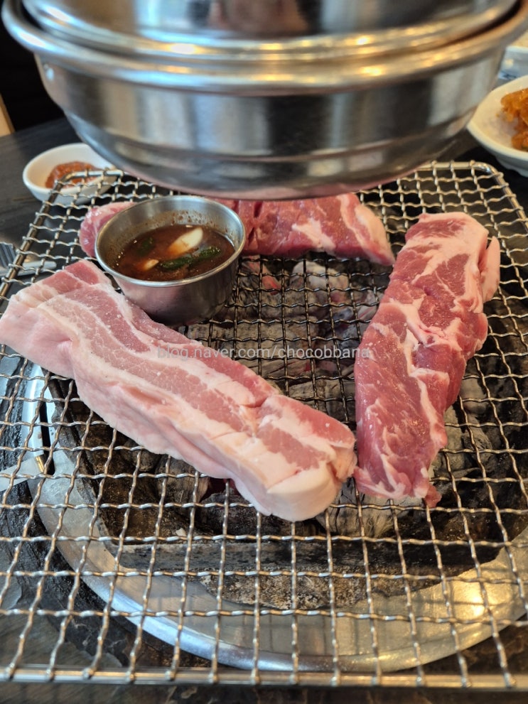  동달식당 강남역 고깃집 삼겹살 목살 갈비탕 비빔밥 찌개 솥밥 점심 저녁 직장인 맛집