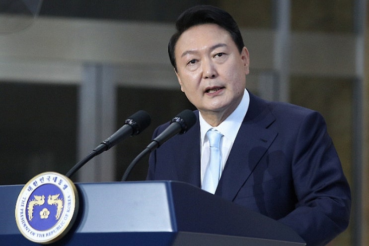 <b>경찰</b> <b>경호처장</b>, 윤 대통령에 대한 <b>조사</b> 착수, <b>박종준</b> 보안국장... 
