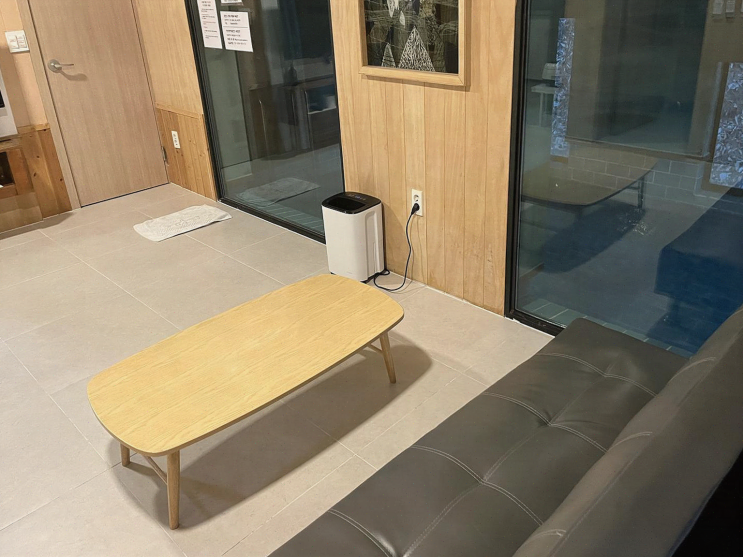  가평 친구들과의 연말 모임, 실내바베큐와 수영장으로 완벽한 추억 만들기