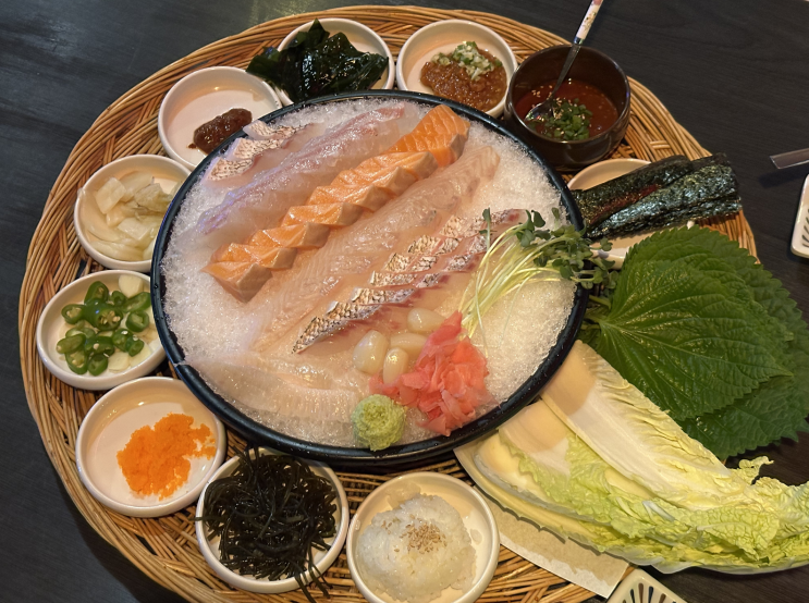  신사동 숙성횟집 압구정로데오 안주 맛집 | 황회장집