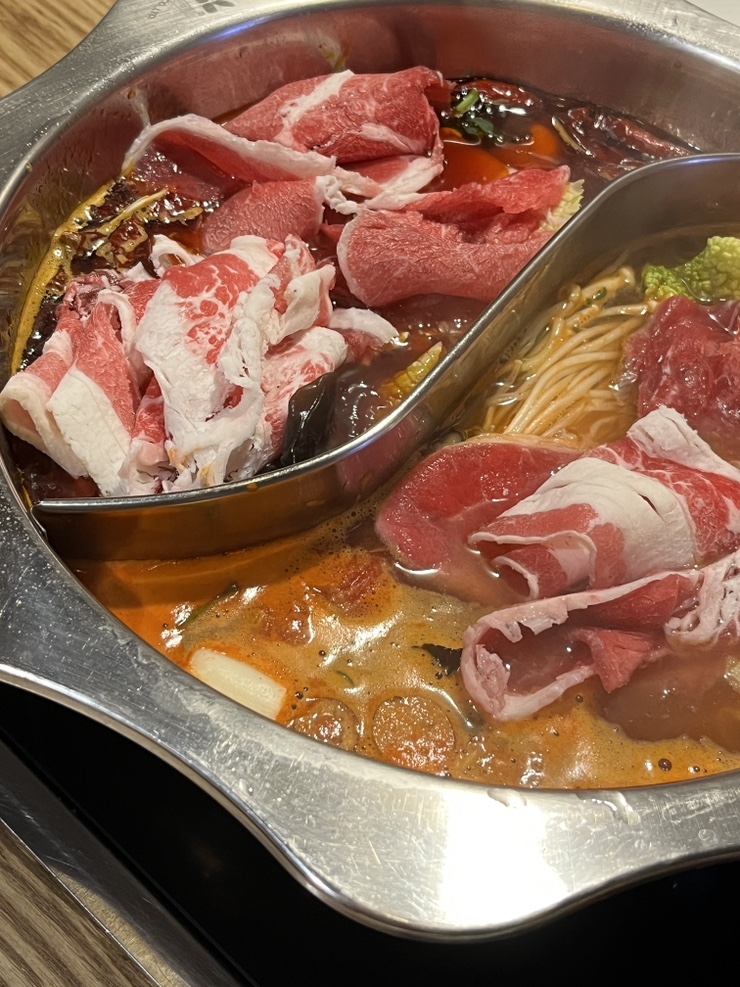 홍대 훠궈 무한리필 훠궈나라 내돈내산 | 중국 살다온 친구가 전하는 홍탕 토마토탕 솔직후기
