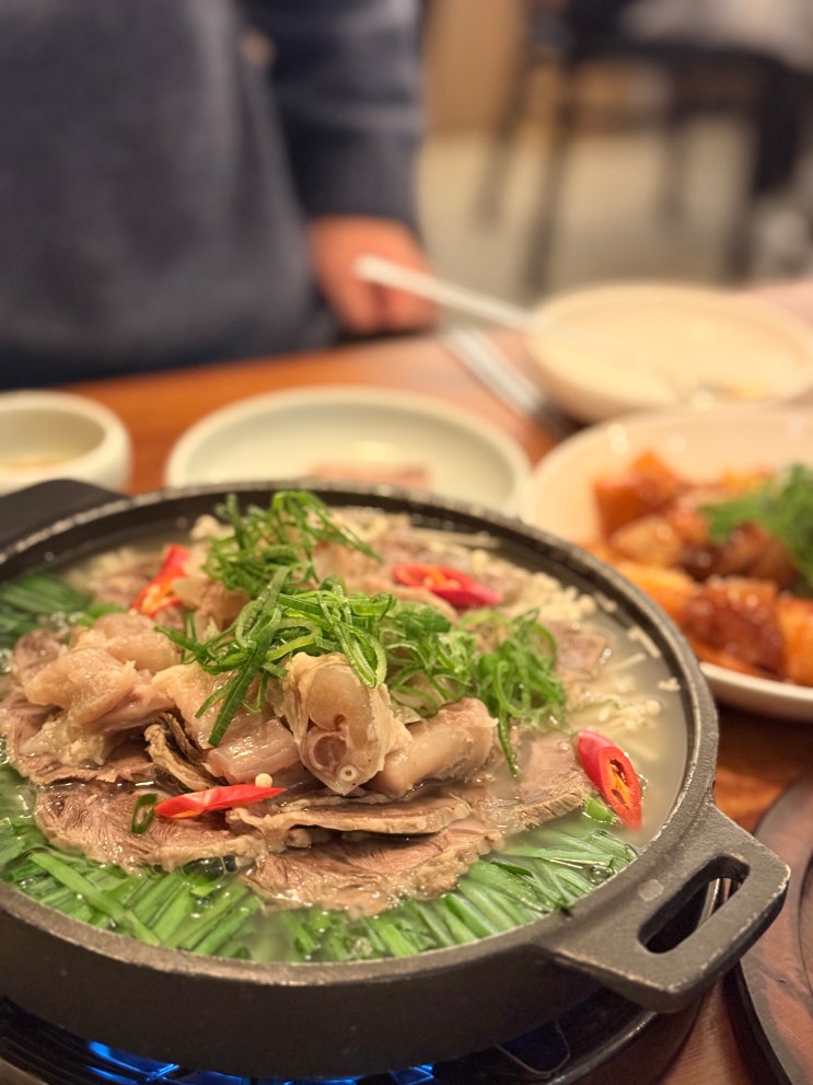  [온천동 주담] 동래술집 전통주 아롱사태 스지수육 불스지 안주맛집 주담 연말 크리스마스 기념일 단체 모임 장소 JU DAM
