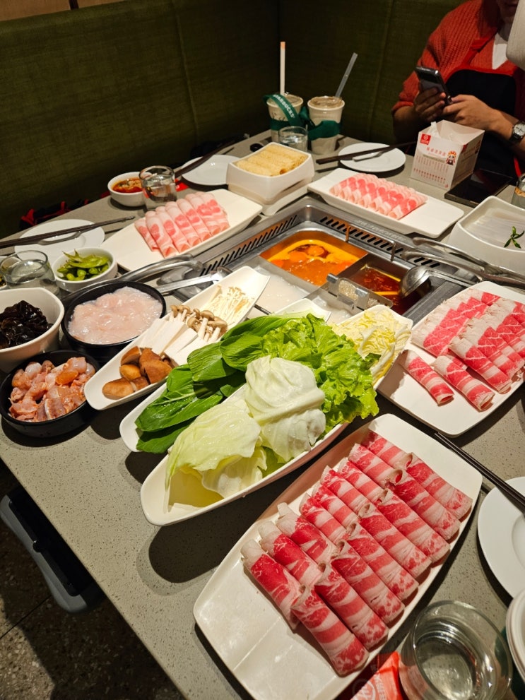  대만 타이베이 여행:대만 하이디라오/융캉제/대만 스타벅스/시먼 야시장/삼미 식당