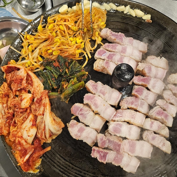  금정구 고기집 '목구멍' 솥뚜껑 삼겹살 | 구워주는 고기집