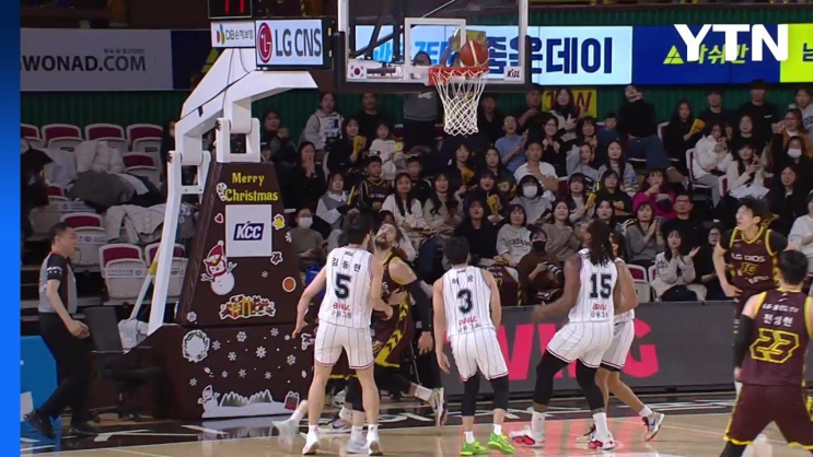 <b>프로농구</b> <b>LG</b>, KCC 꺾고 4<b>연승</b>...KT 3연패 탈출 / YTN