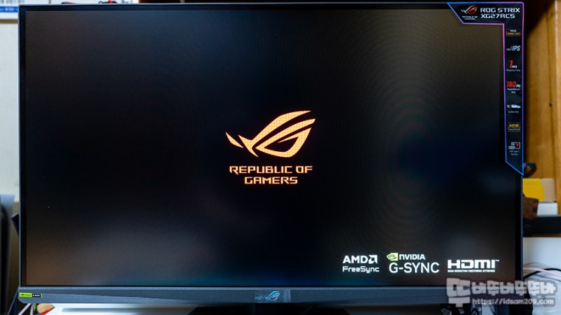 ROG 감성 충만한 게이밍 모니터 ASUS ROG STRIX XG27ACS 추천