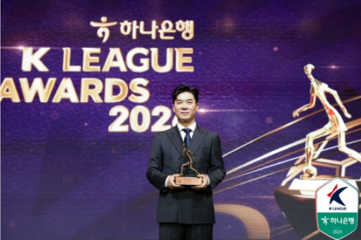 강등 <b>인천</b>의 승부수! 올 시즌 강원 돌풍 이끈 <b>윤정환</b> <b>감독</b>... 