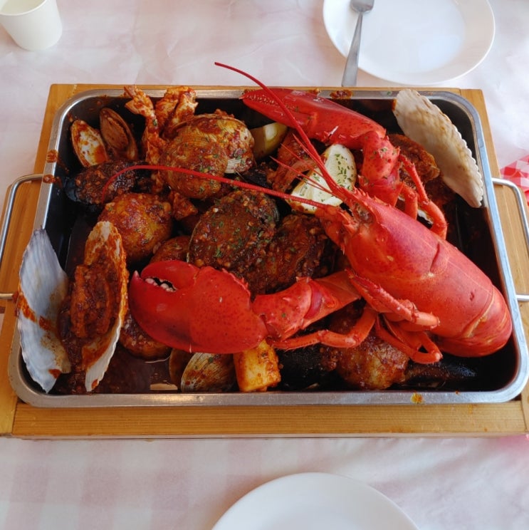  경기도 시흥시 맛집 랍스터 오이도 가볼 만한 곳 오이도 빨간등대 LA코코보일링 본점 후기