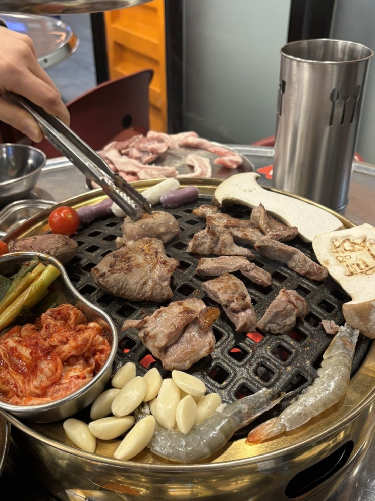  천호고기집 육앤락 가성비 좋은 뒷고기 맛집 24시간 회식 장소