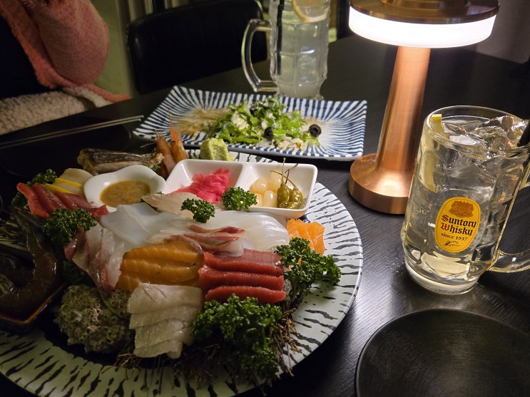  서면 이자카야 밤볼: 신선한 사시미와 분위기 있는 맛집